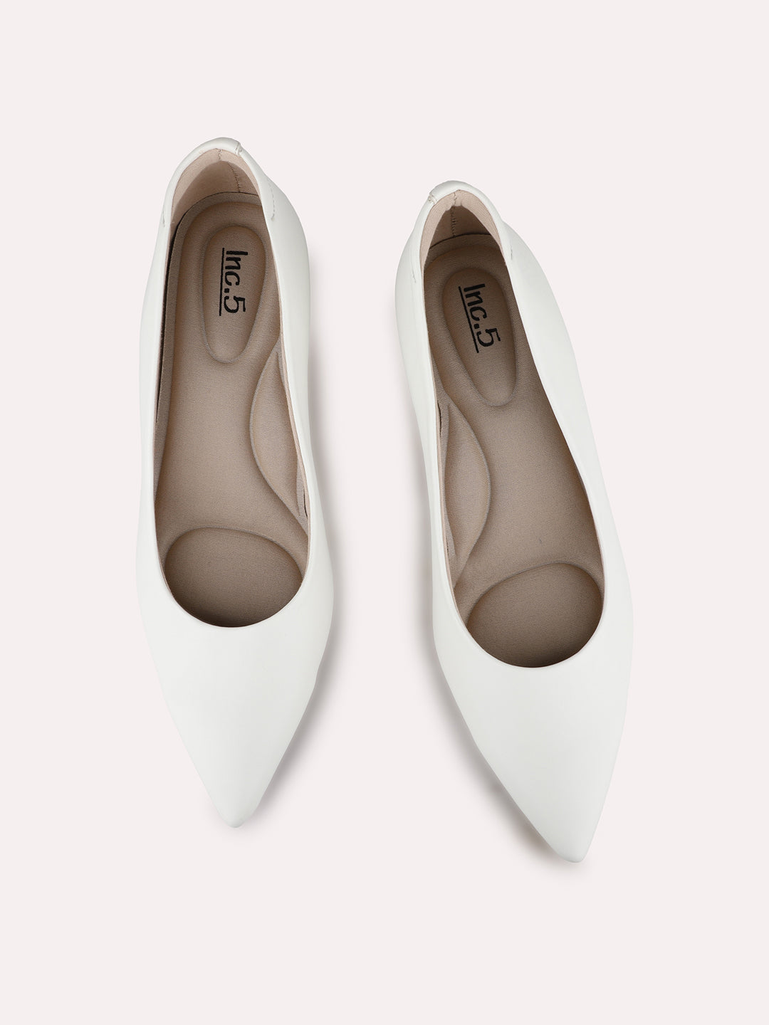 Women White Party Wear Solid Pointed Kitten Heel Pumps