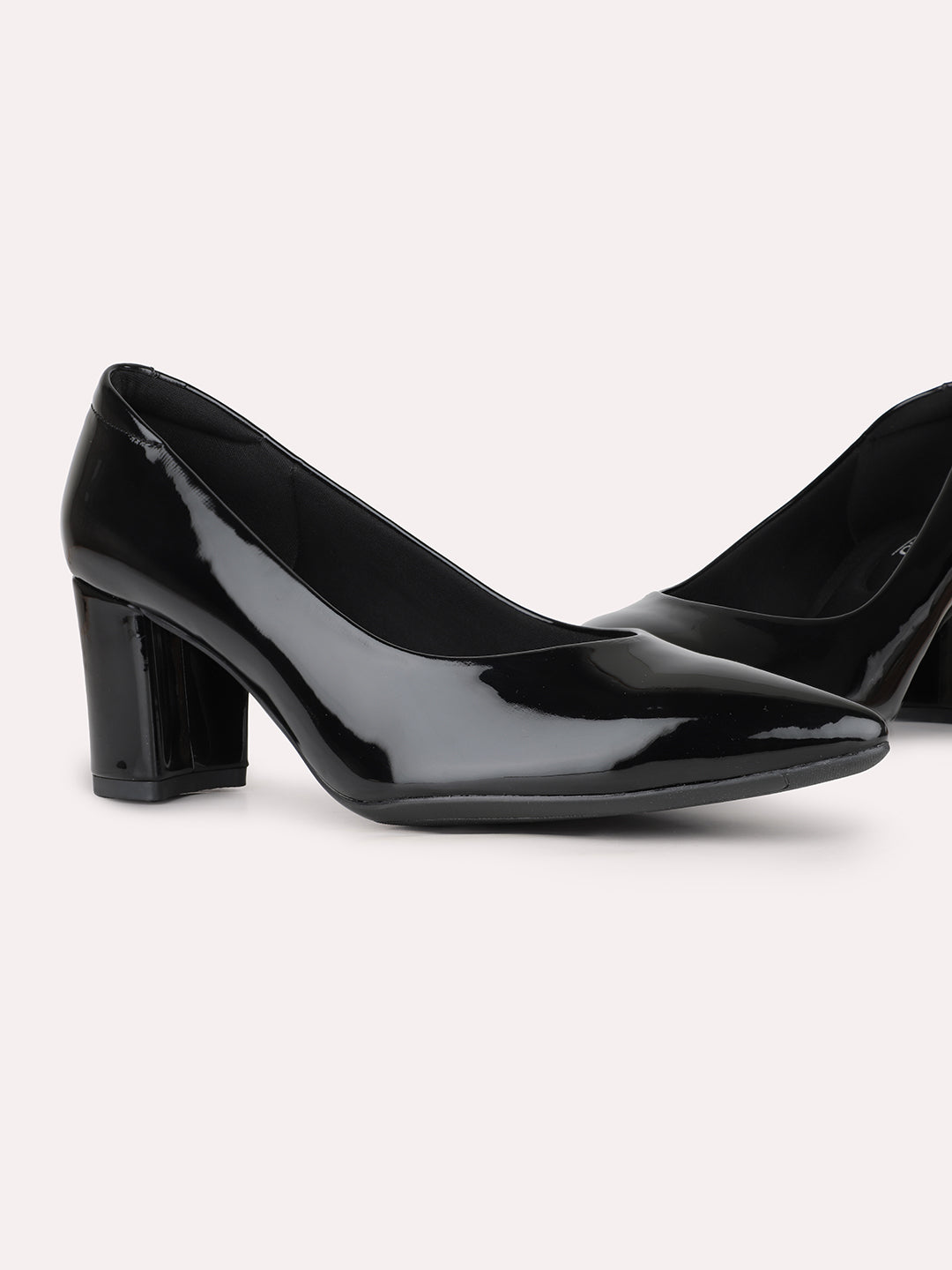 Womens Black Party Wear Solid Pattern Pumps