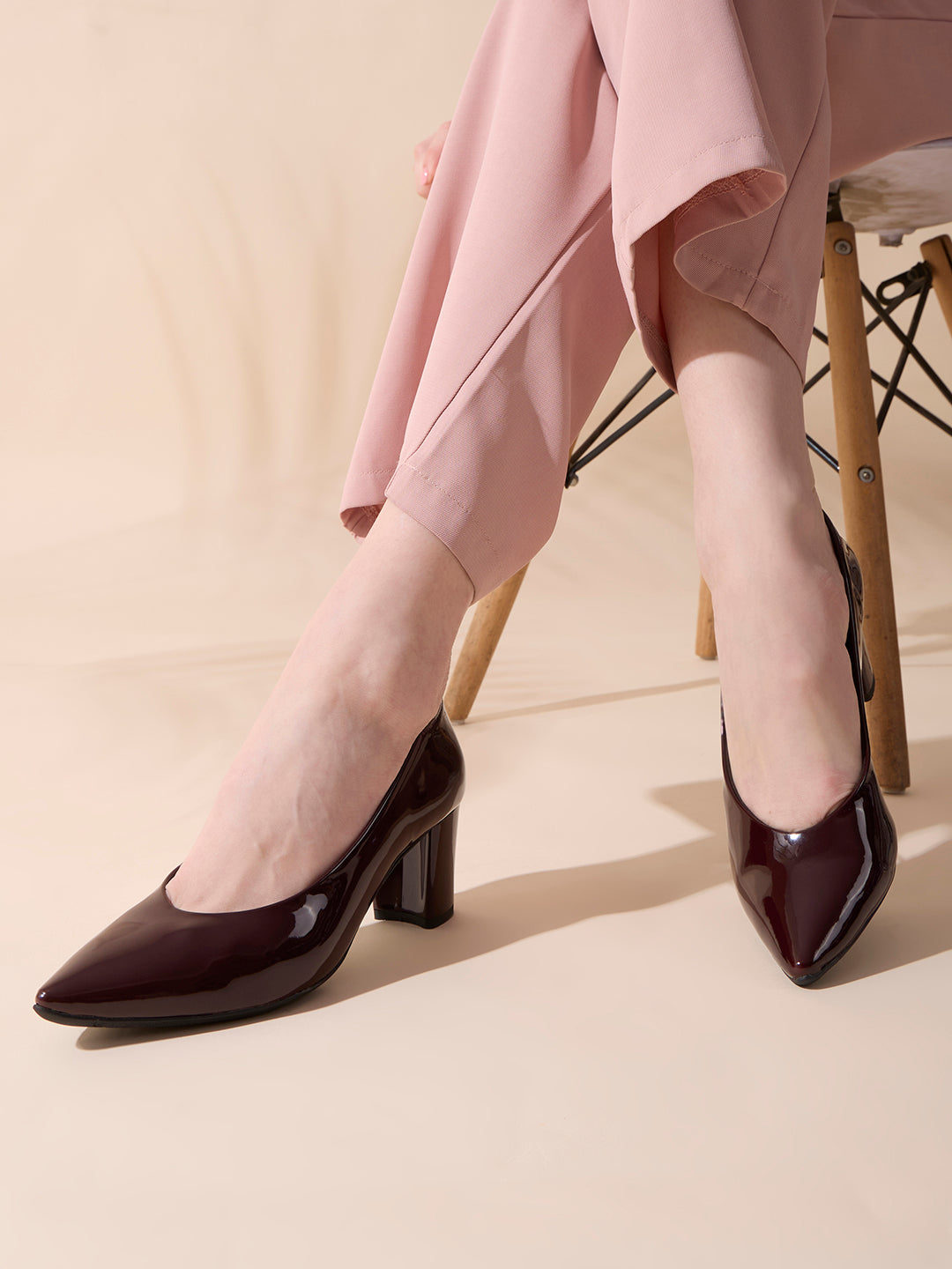 Womens Maroon Party Wear Solid Pointed Toe Block Heel Pumps