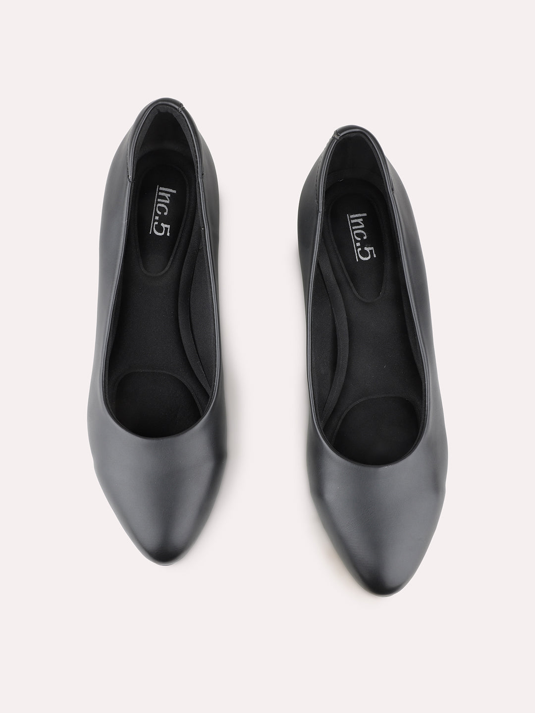 Womens Black Party Wear Solid Pattern Pointed Toe Pumps