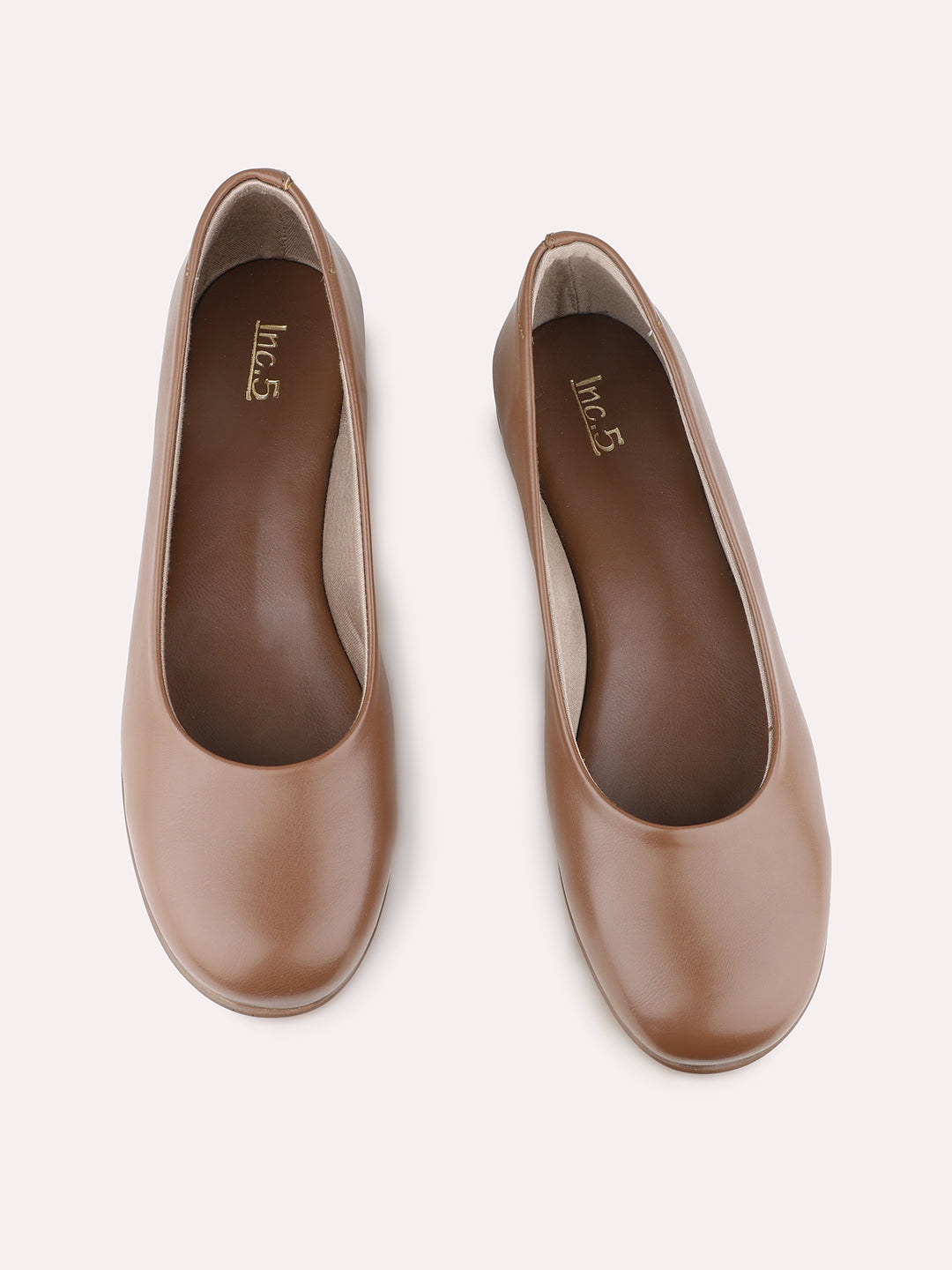 Womens Brown Party Wear Solid Pointed Toe Pumps
