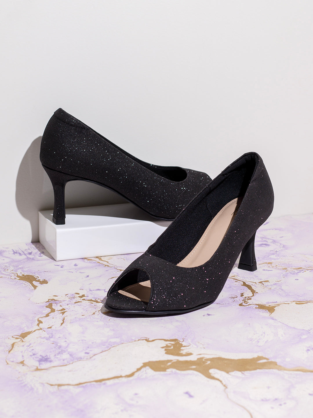 Womens Black Party Wear Solid Pattern Pumps Shoes