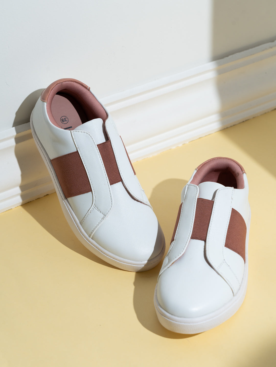 Womens Peach Casual Solid Round Toe Sneakers