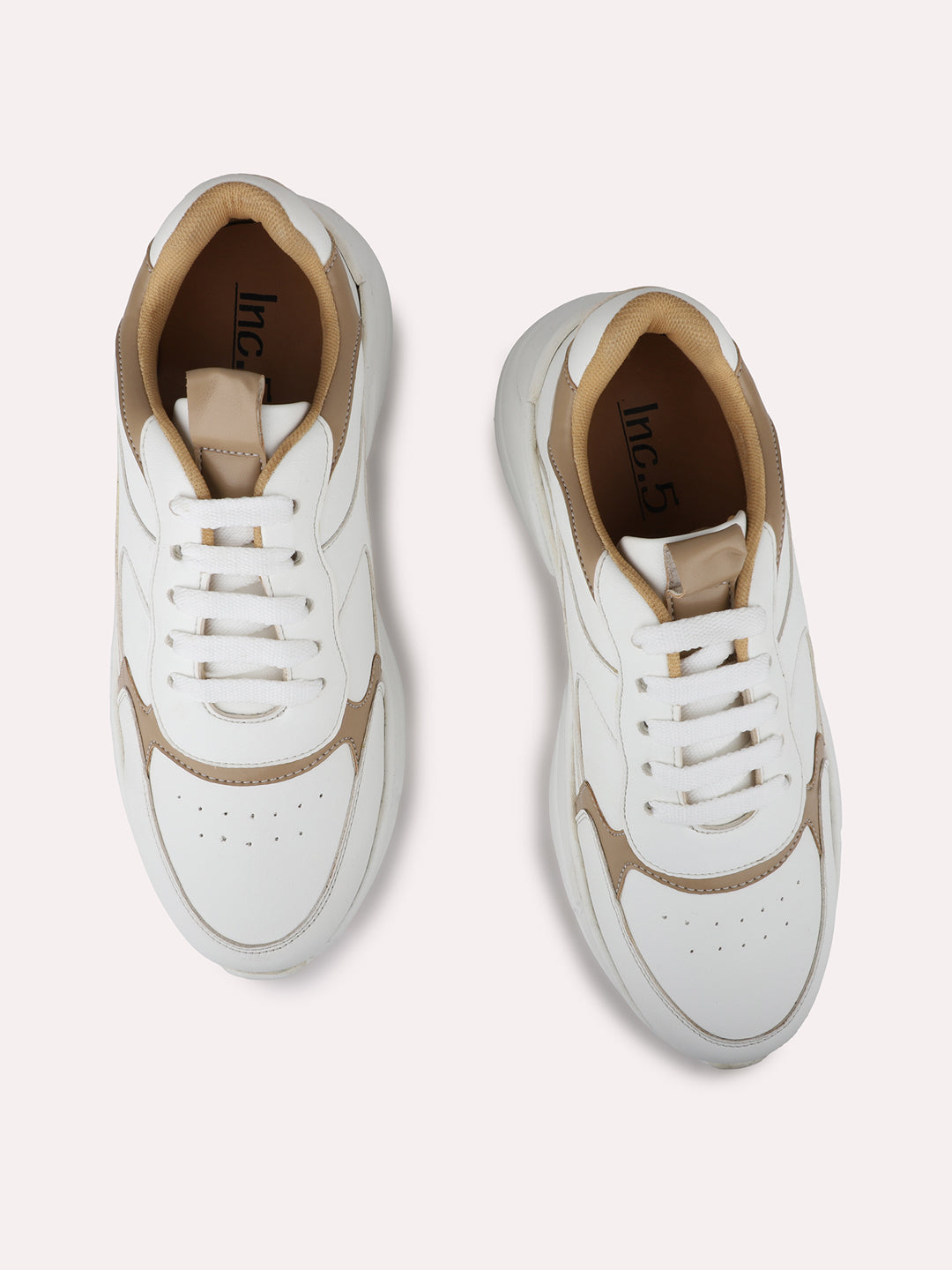 Womens White Casual Round toe Sneakers