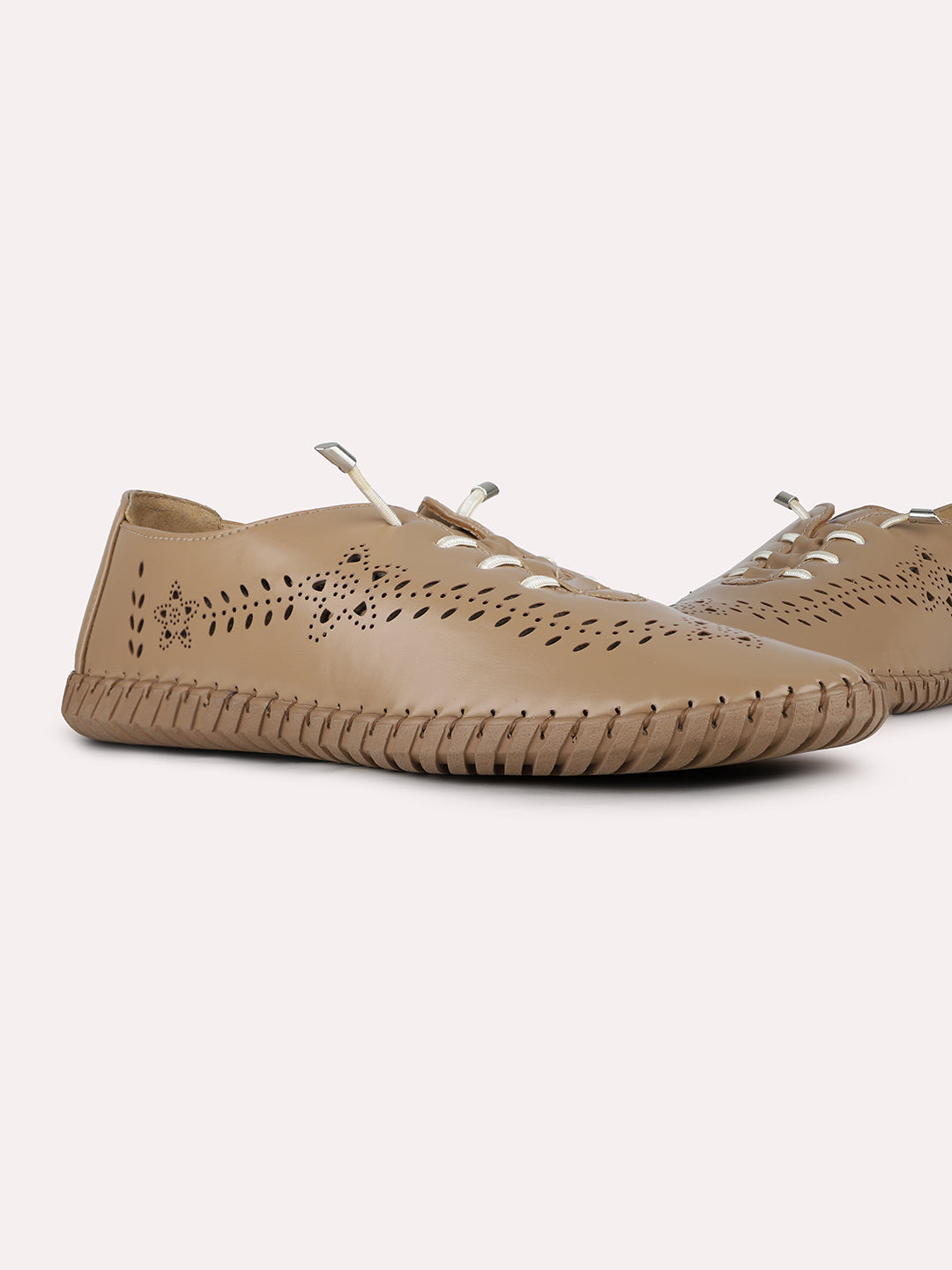 Women Tan Casual Solid Round Toe Lace-up Shoes