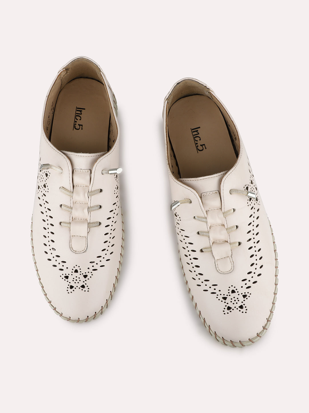 Women Cream Casual Solid Pattern Round Toe Lace-up Shoes