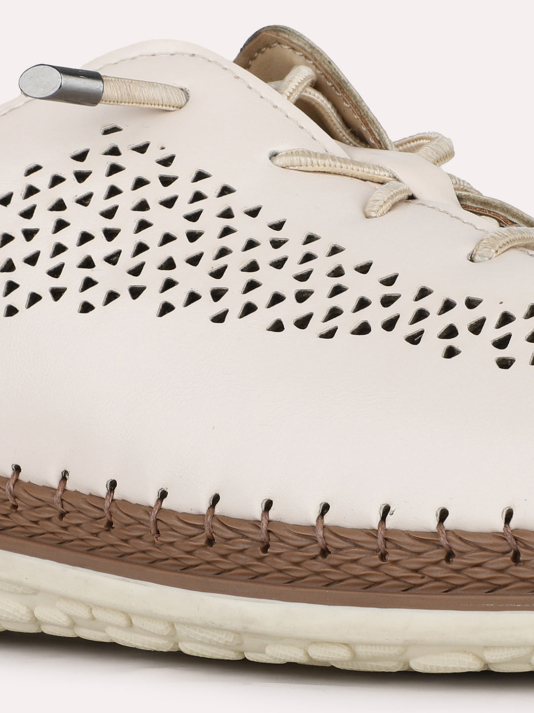 Women Cream Casual Solid Round Toe Lace-up Shoes