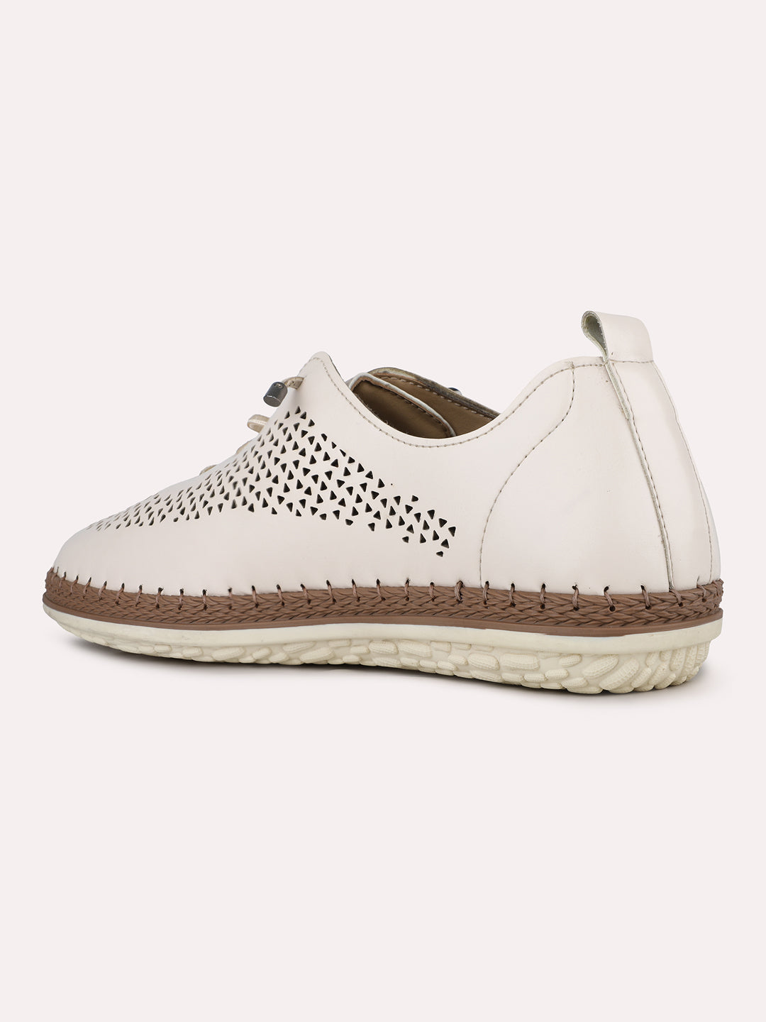 Women Cream Casual Solid Round Toe Lace-up Shoes