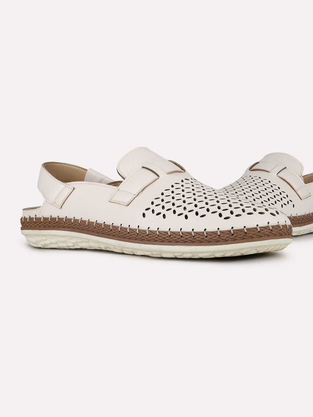 Women Cream Casual Solid Round Toe Sandals