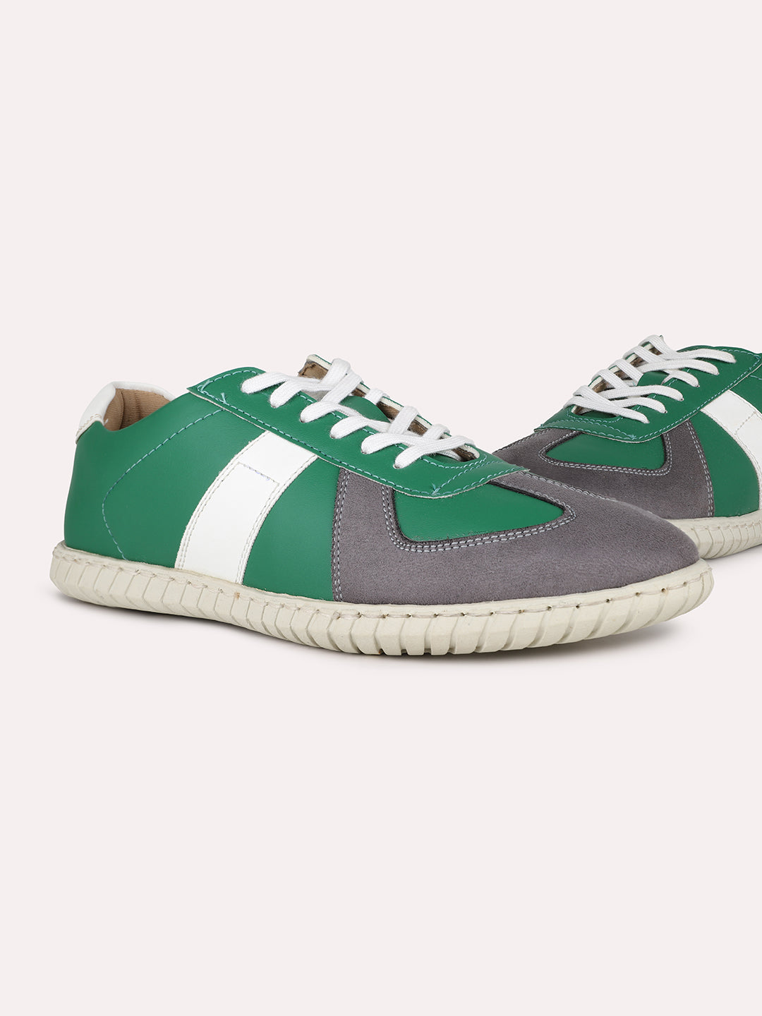 Womens Green Casual Solid Round Toe Sneakers