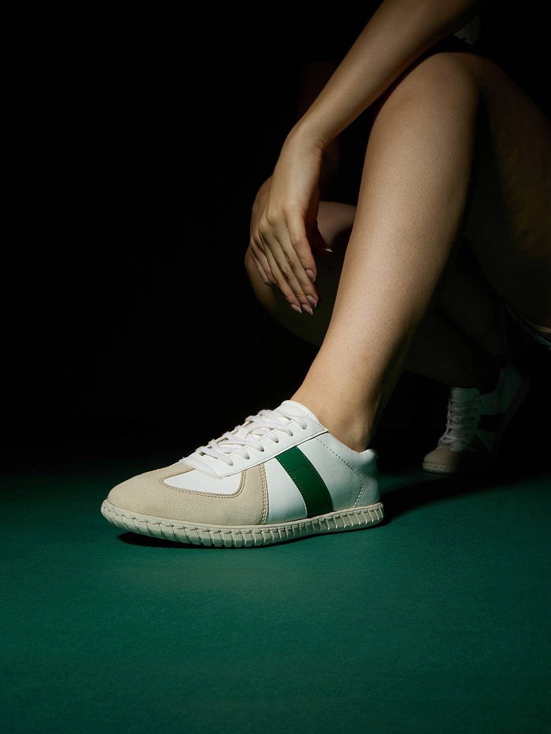 Womens Green Casual Solid Round Toe Sneakers