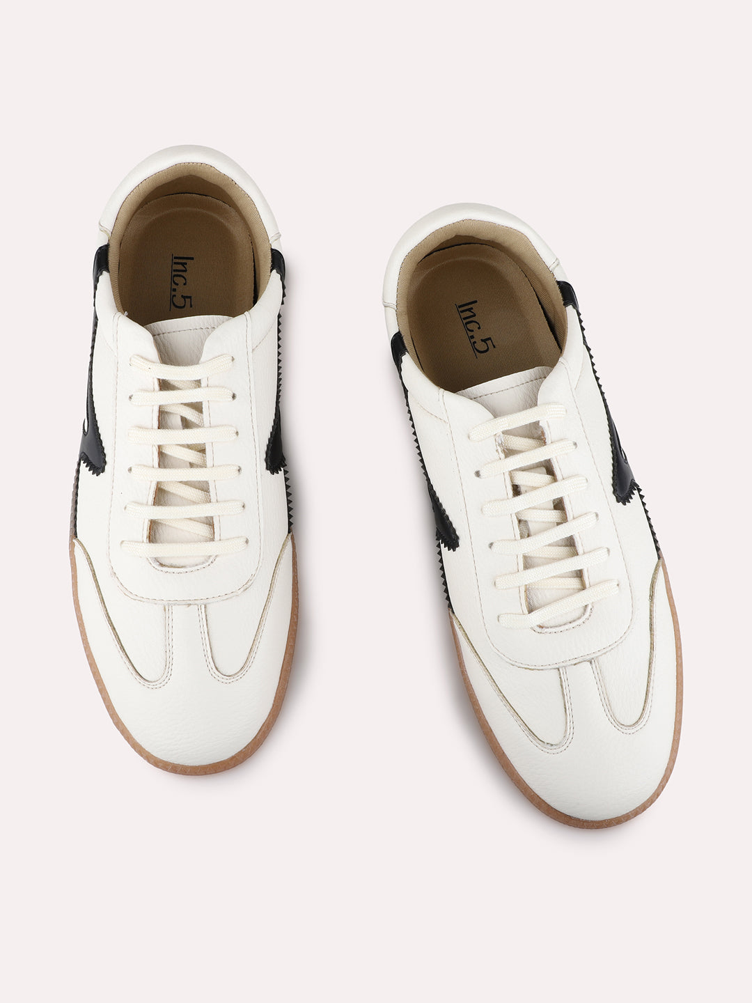 Womens White Casual Textured Round Toe Sneakers