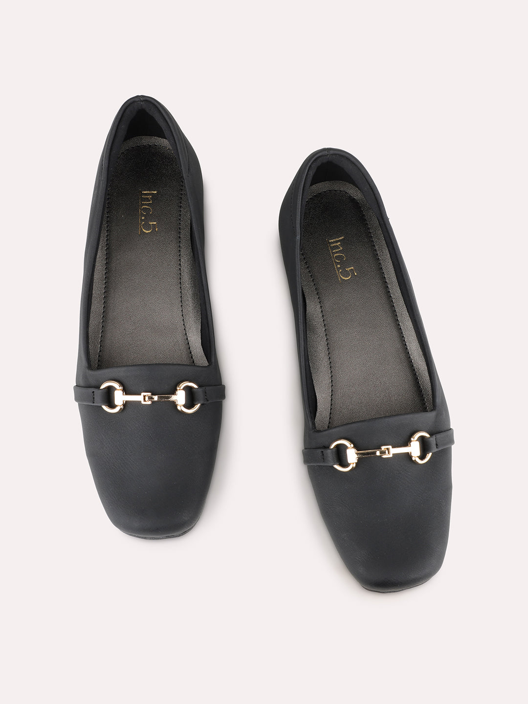 Women Black Casual Solid Pointed Loafers