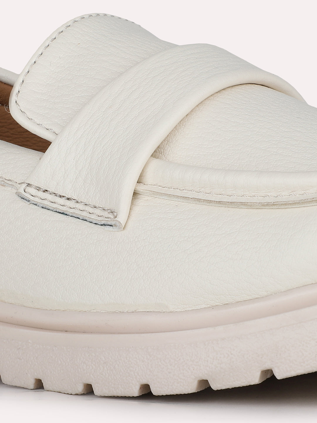 Women Cream Casual Solid Round Toe Loafers