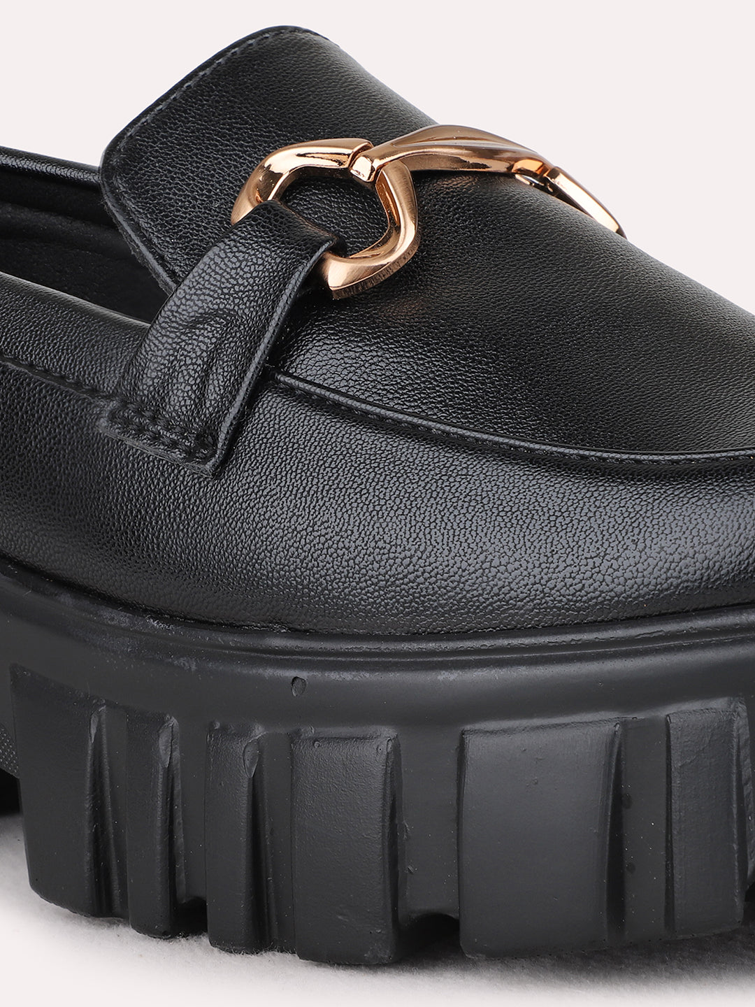 Womens Black Party Wear Solid Round Toe Moccasin Shoes