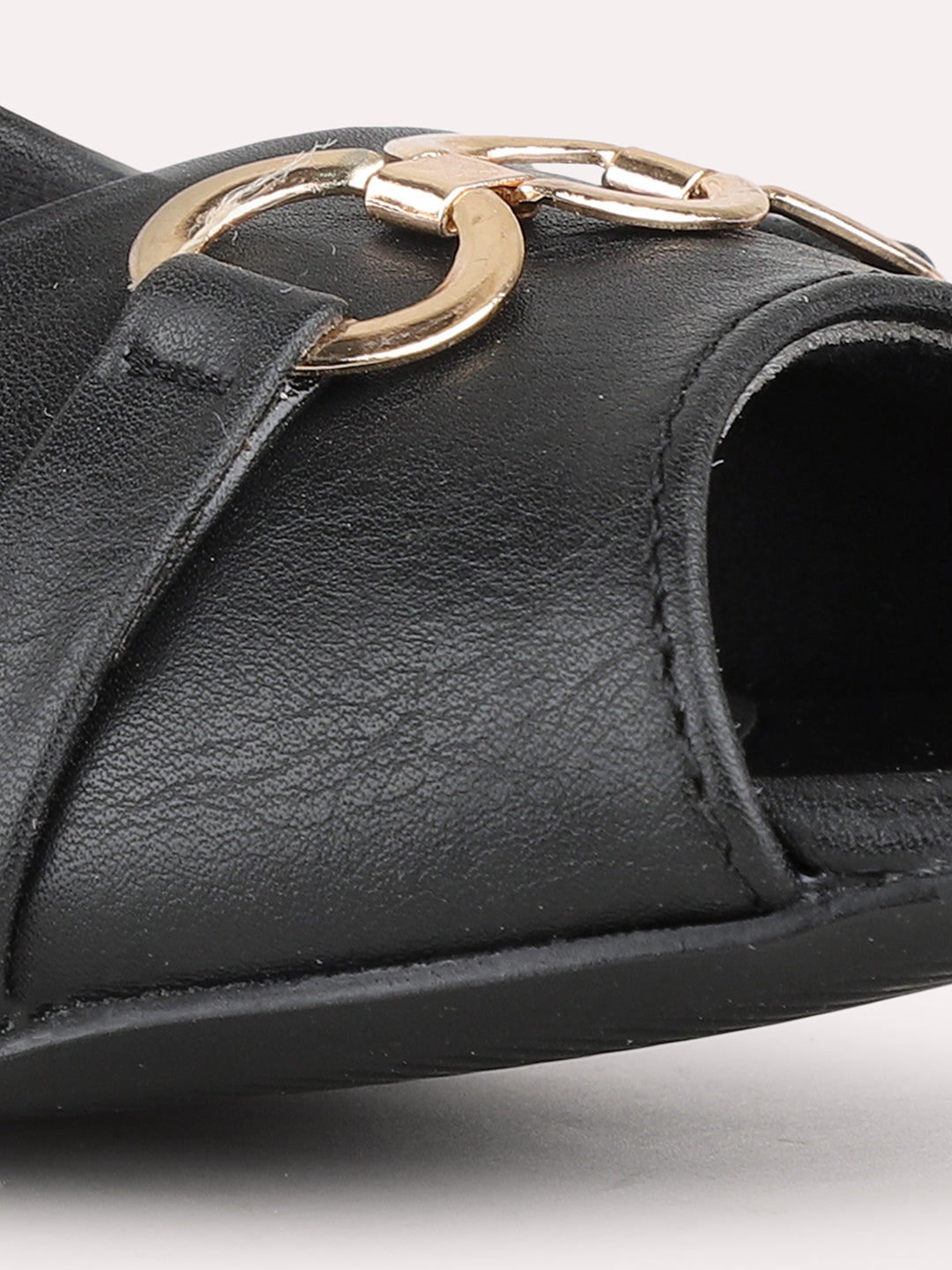 Women Black Casual Solid Pointed Block Heel Pumps