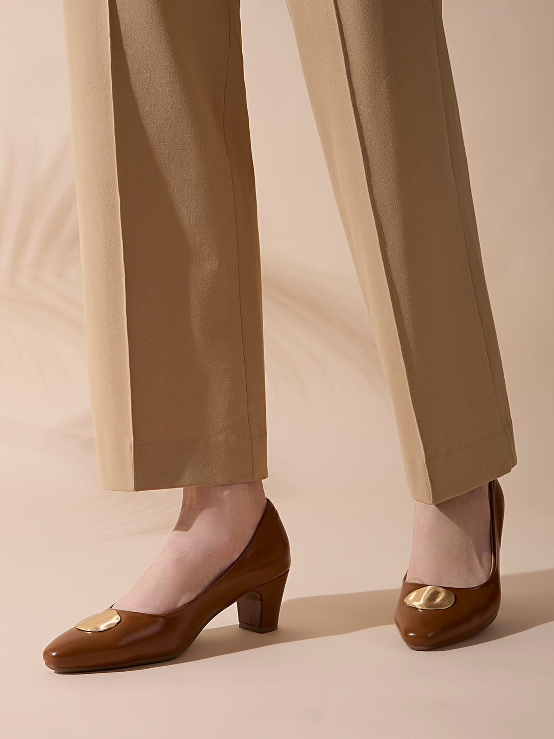 Womens Tan Party Wear Solid Pattern Pointed Toe Block Heel Pumps