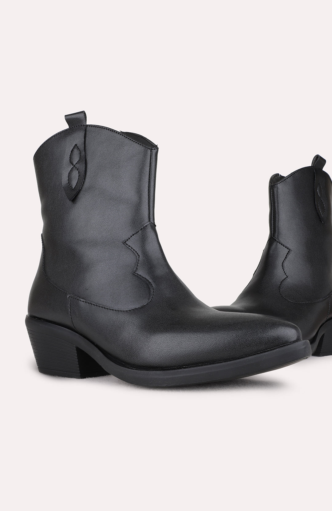 Womens Black Casual Solid Round Toe Ankle Boots