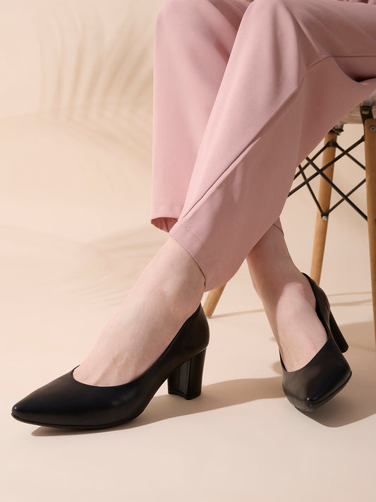 Womens Black Party Wear Solid Pattern Pumps