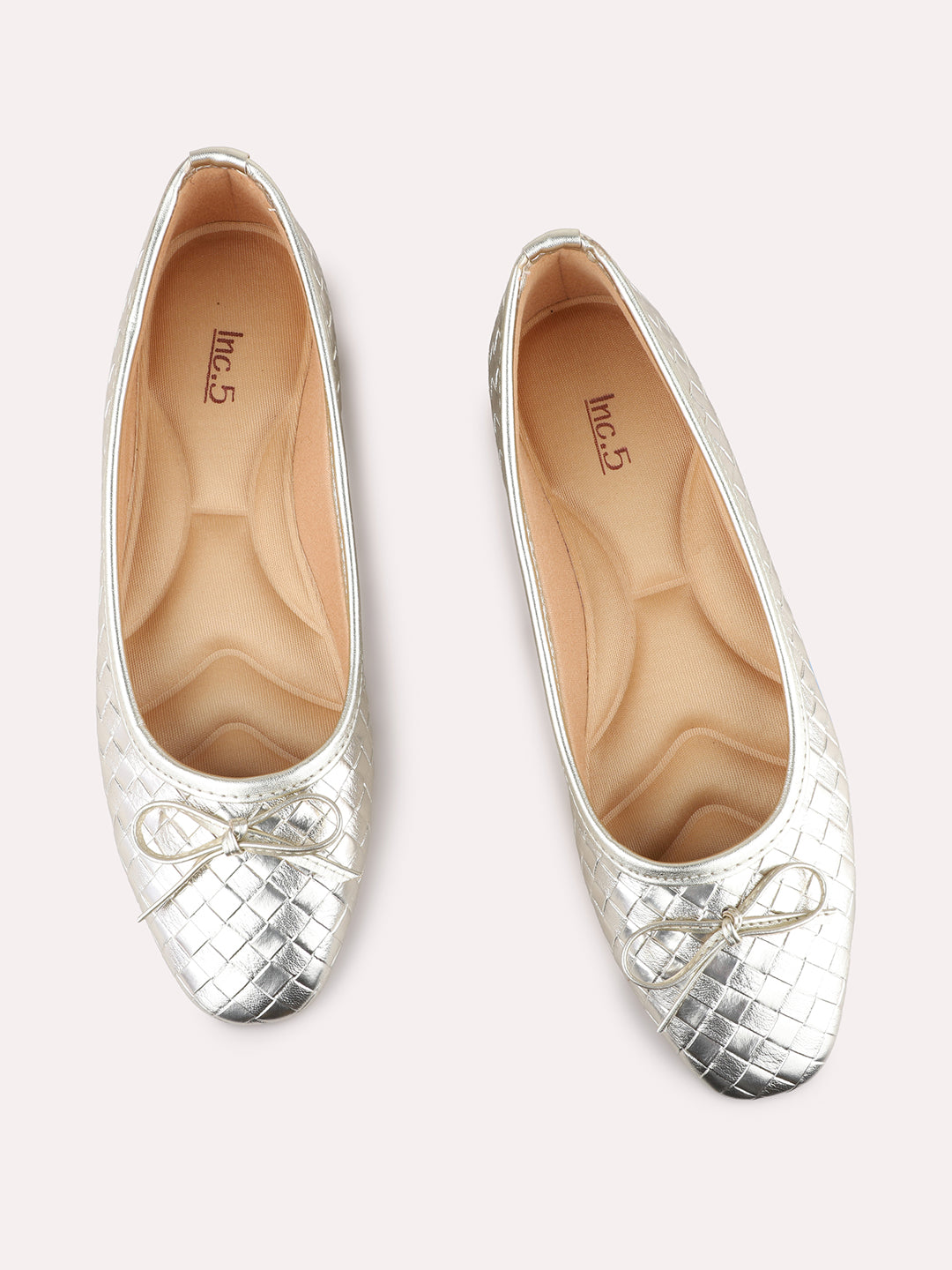 Womens Golden Casual Embossed Pointed Toe Ballerinas