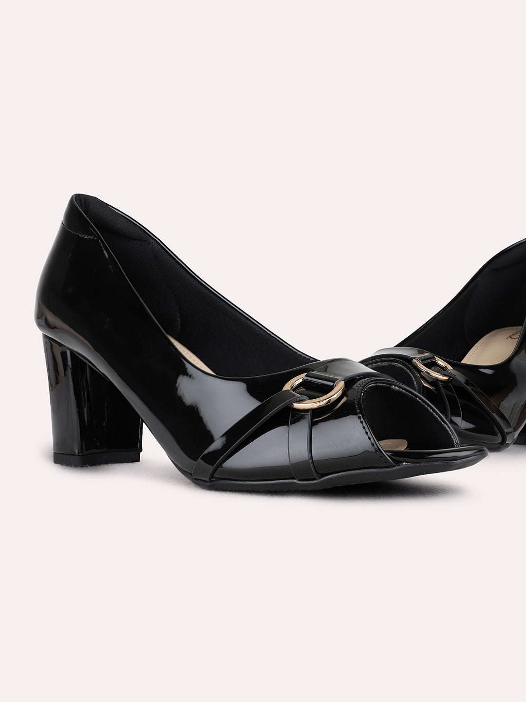 Womens Black Party Wear Solid Pattern Round Toe Block heels Pumps
