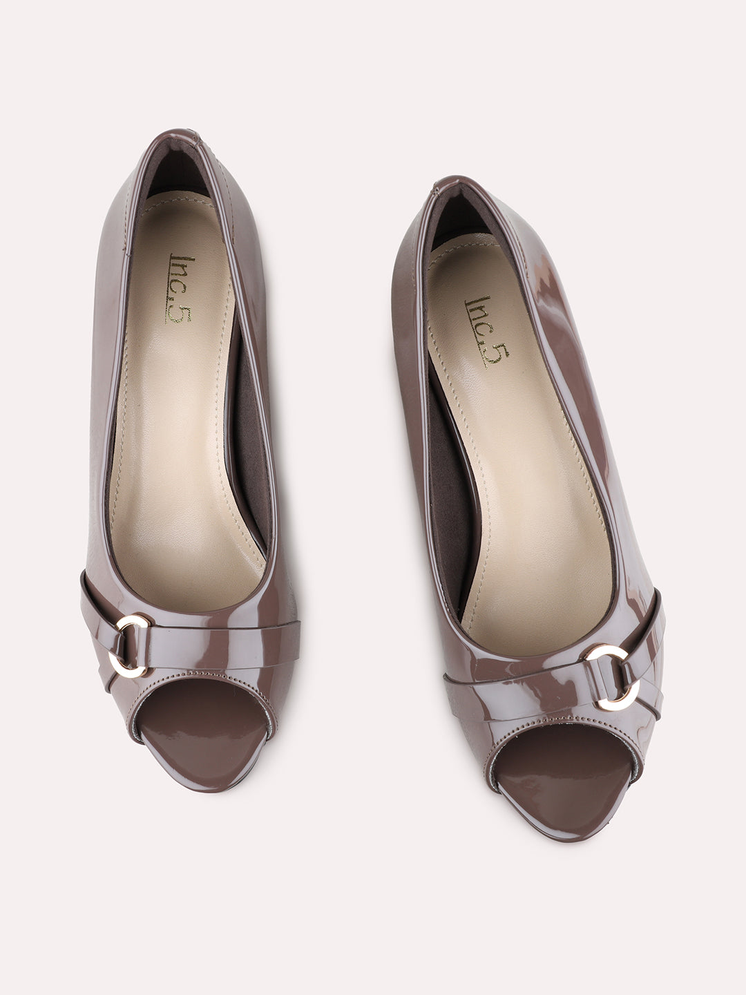 Womens Brown Party Wear Solid Round Toe Shape Block heels Pumps