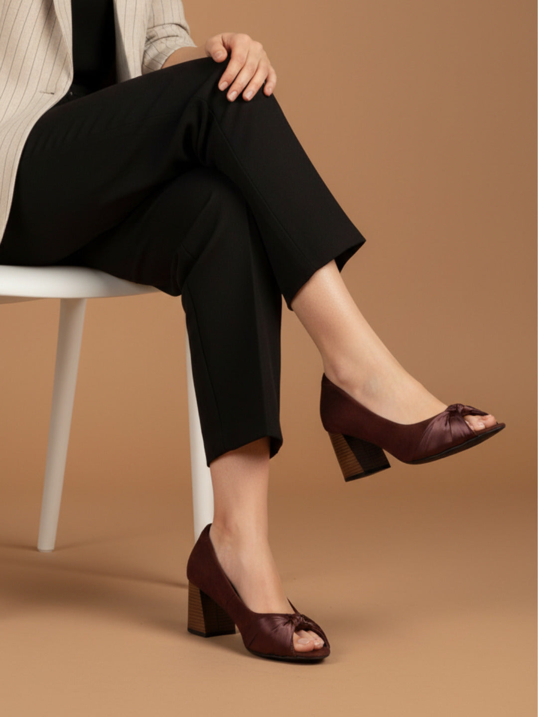 Womens Brown Party Wear Solid Round Toe Block heels Pumps
