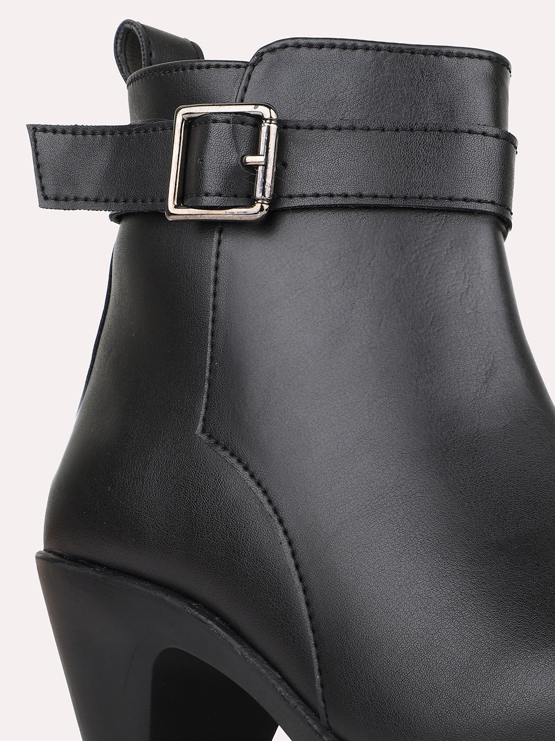 Womens Black Casual Solid Pattern Round Toe Shape Boots