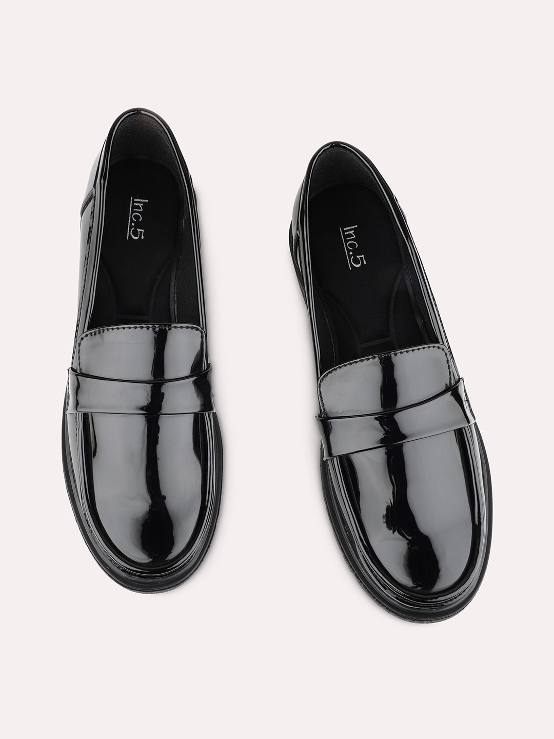 Womens Black Casual Solid Pattern Round Toe Moccasins