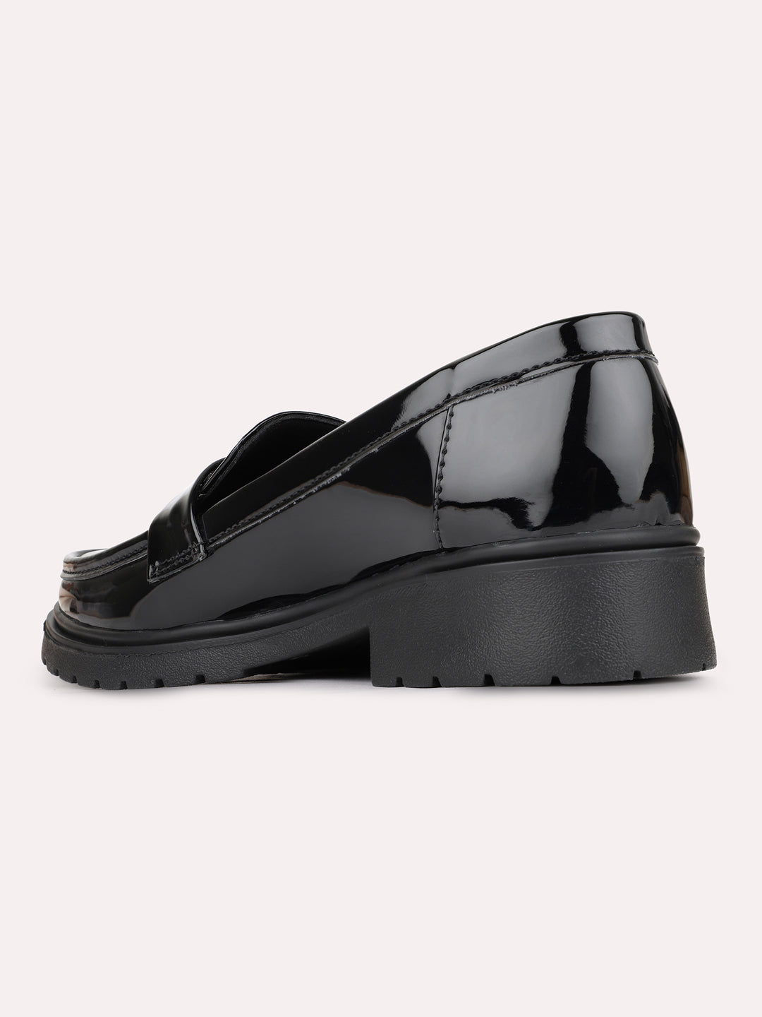 Womens Black Casual Solid Pattern Round Toe Moccasins