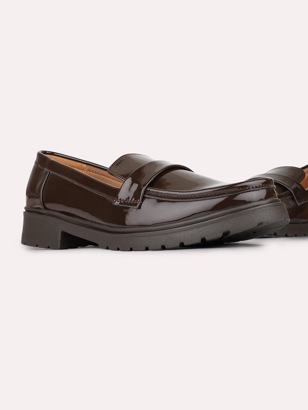 Womens Brown Casual Solid Pattern Round Toe Moccasins