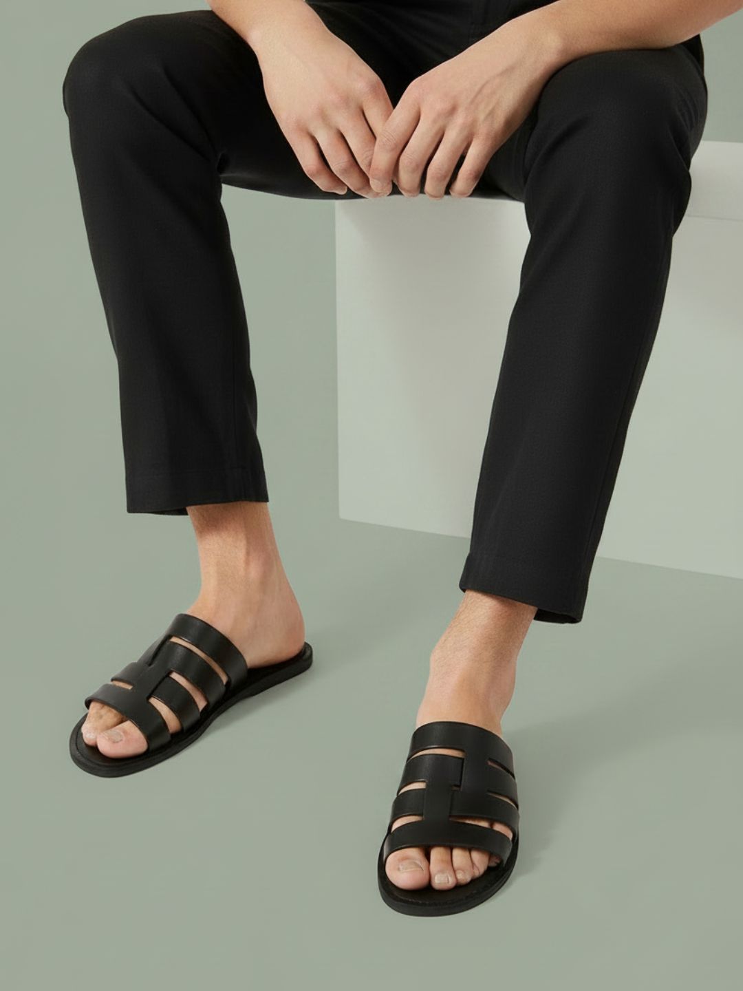 Privo Black Strap Casual Sandal For Men