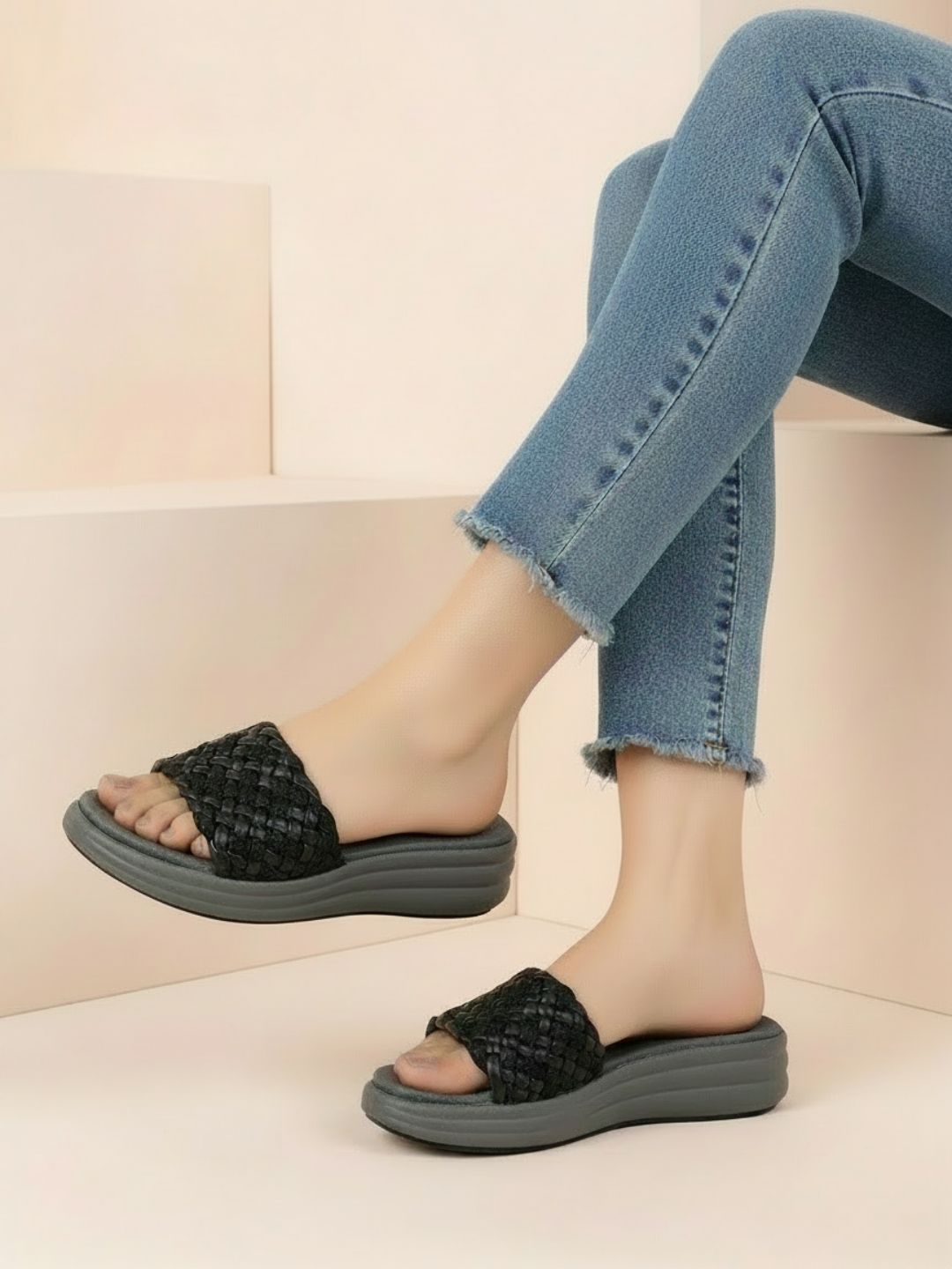 Women Black Textured Open Toe Comfort Heels