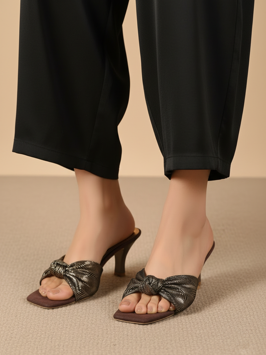 Womens Gold Party Wear Solid Square Toe Heels