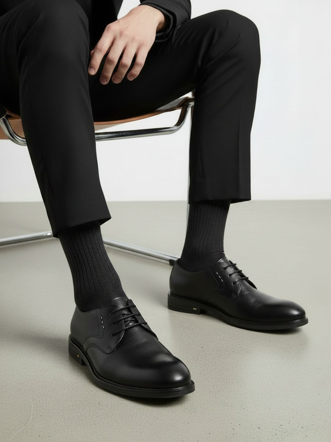 Mens Black Solid Round Toe Formal Shoes