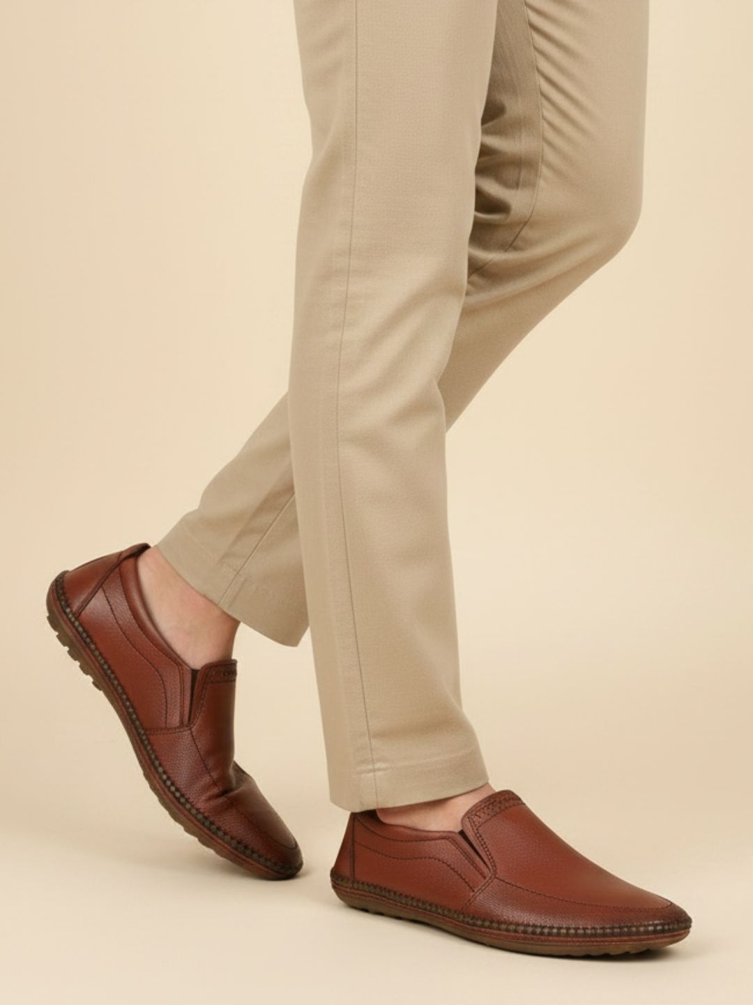 Mens Tan Solid Pointed Toe Casual Shoes