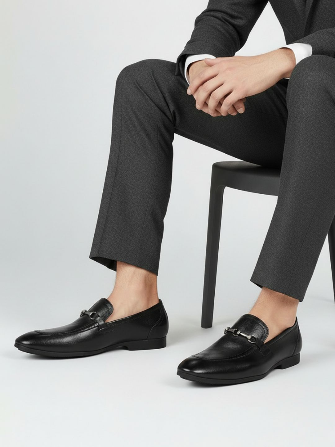Mens Black Solid Pointed Toe Formal Shoes