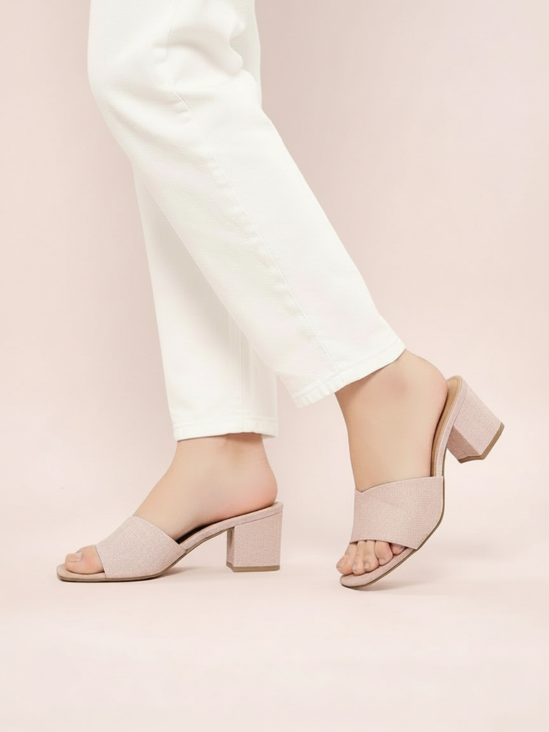 Women Peach Party Wear Solid Square Toe Block Heels