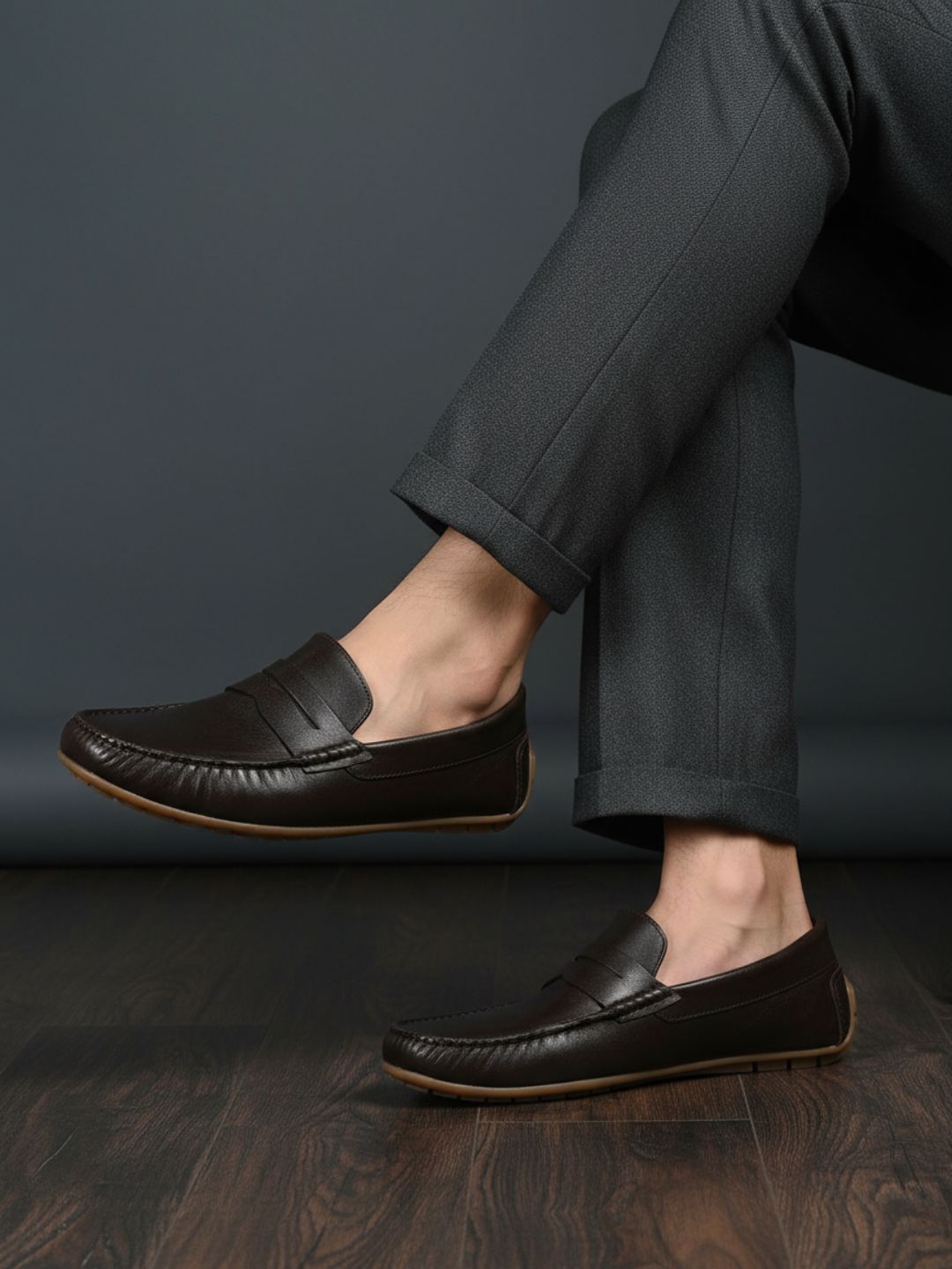 Mens Brown Solid Round Toe Casual Loafers Shoes