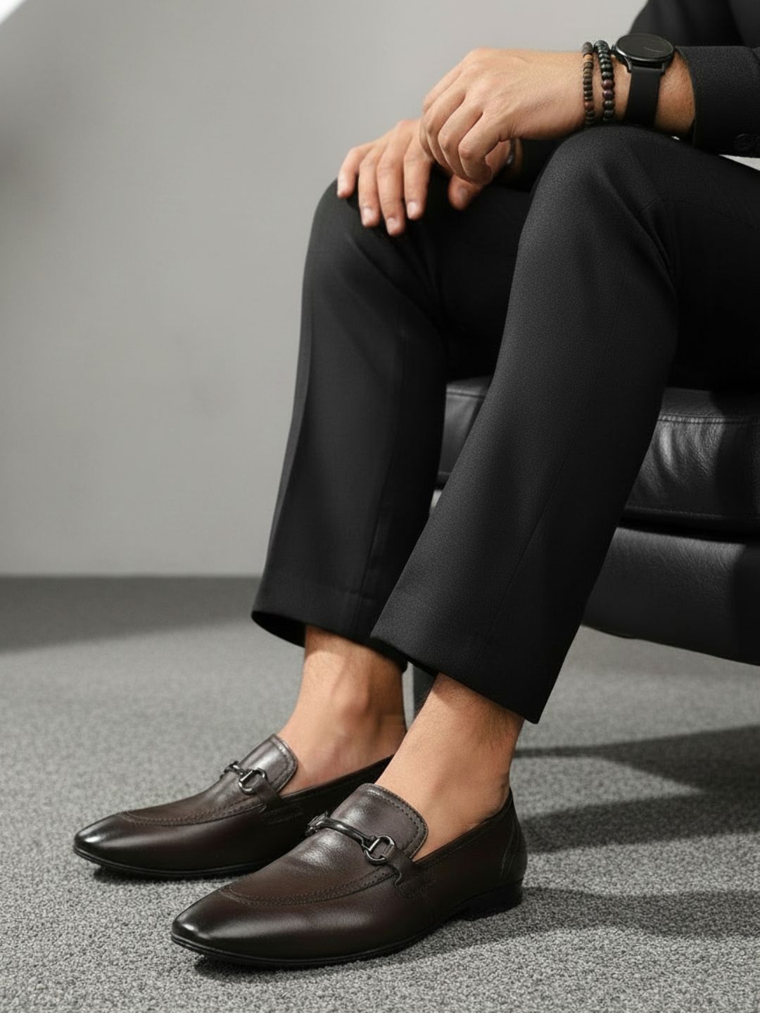 Mens Brown Solid Pointed Toe Formal Leather Shoes