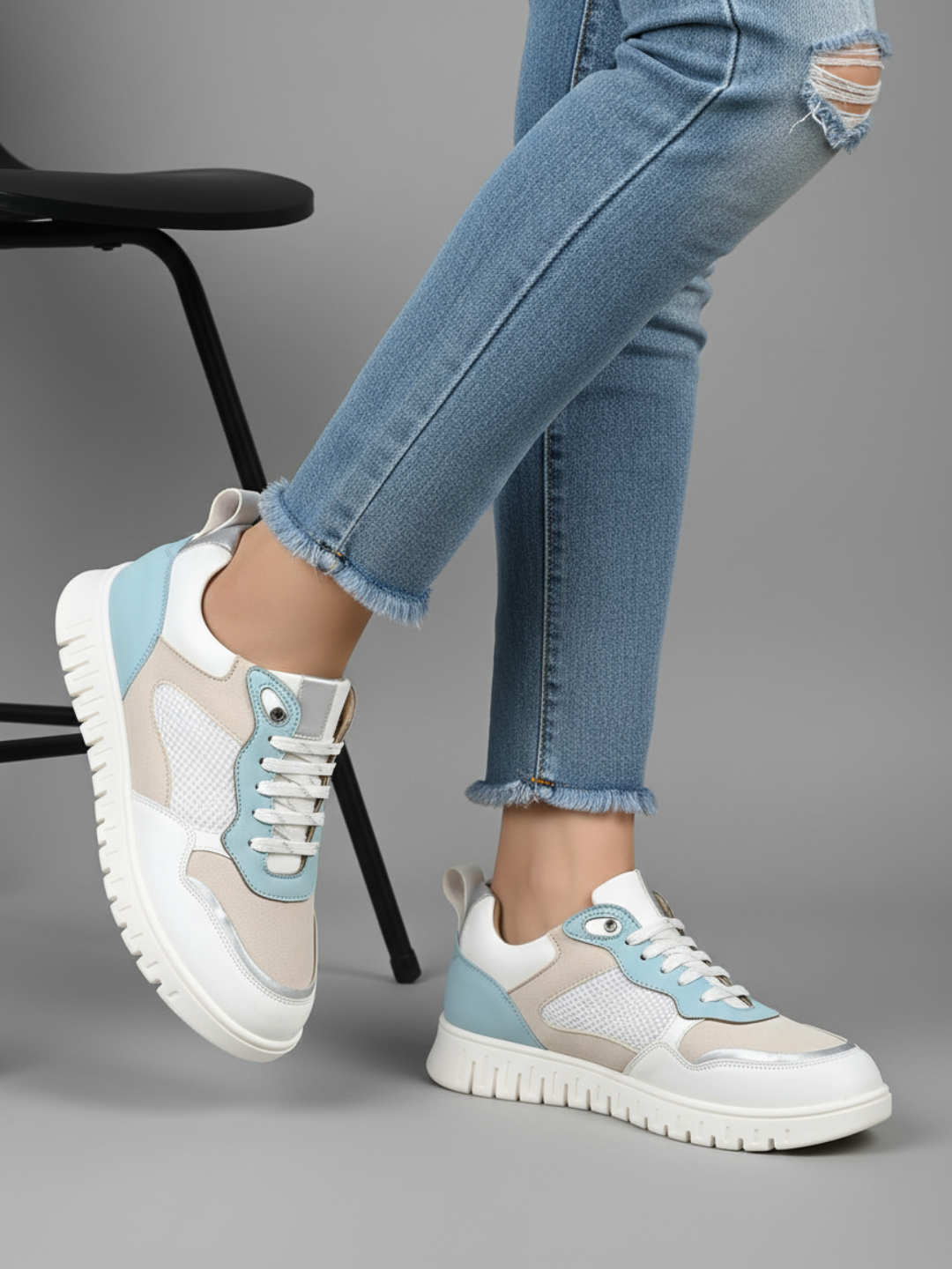 Women Blue Casual Solid Round Toe Sneakers
