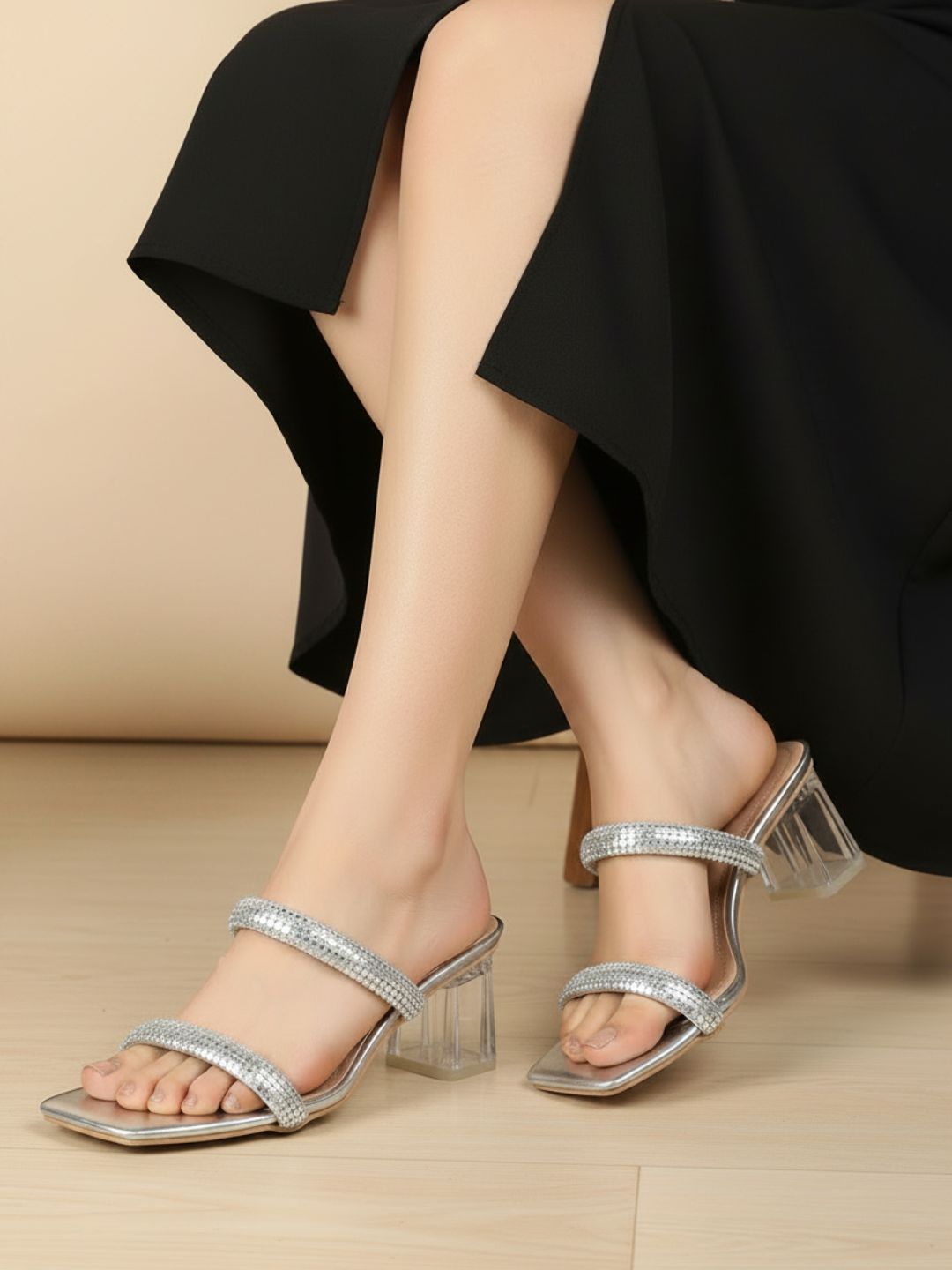 Womens Silver Party Wear Solid Square Toe Block Heels