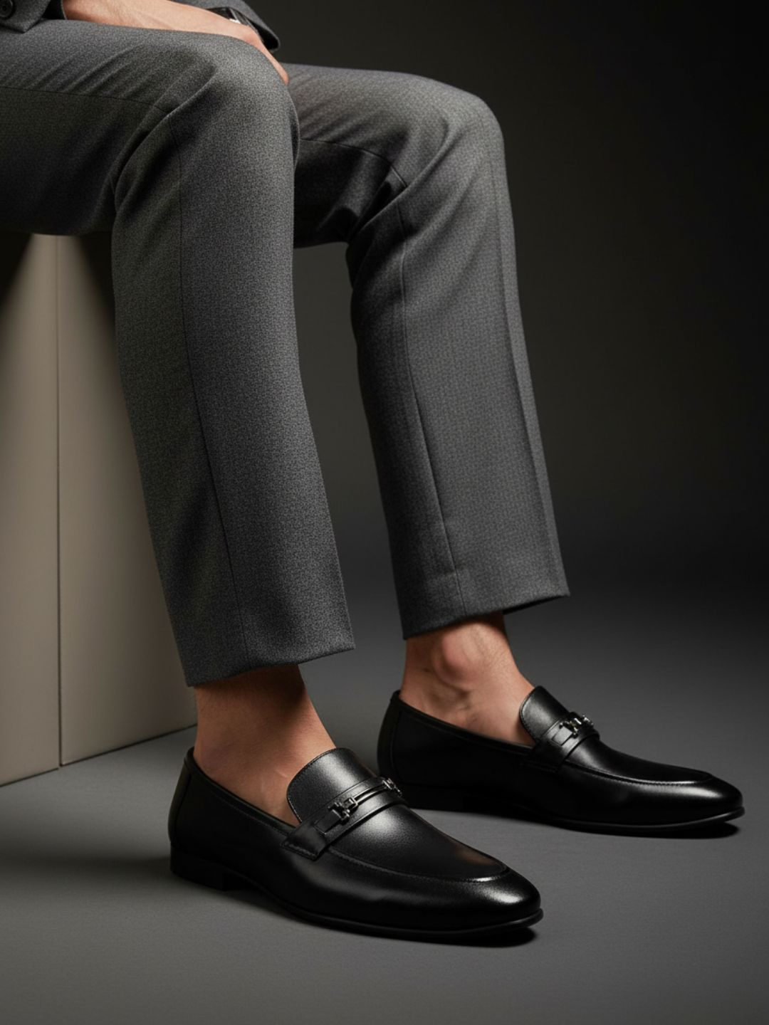 Mens Black Casual Solid Pointed Toe Loafers Shoe