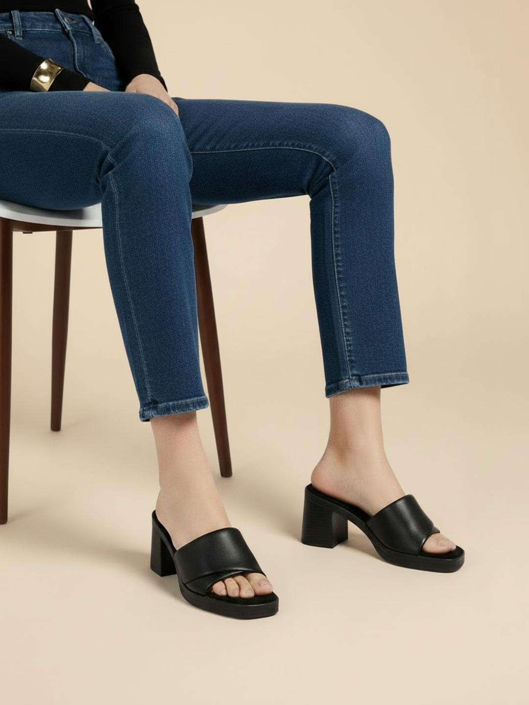 Womens Black Party Wear Solid Platform Heels