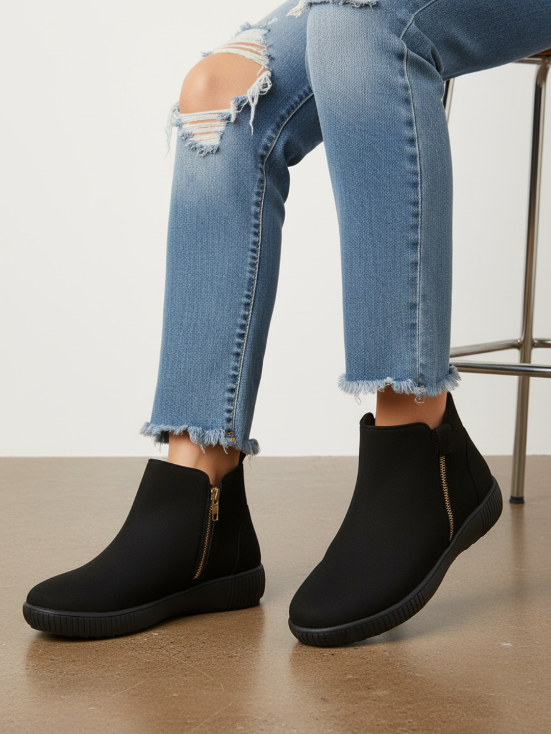 Womens Black Casual Solid Pattern Ankle Boots