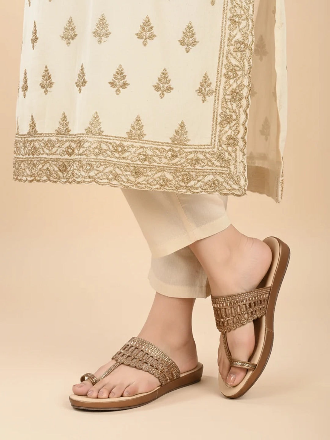 Women Antique Embellished Wedges Heels