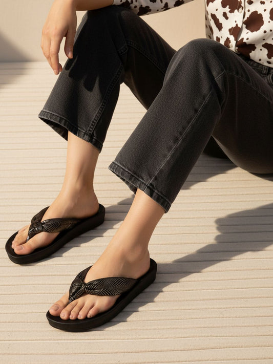 Women Antique Textured Knotted Open Toe Flats
