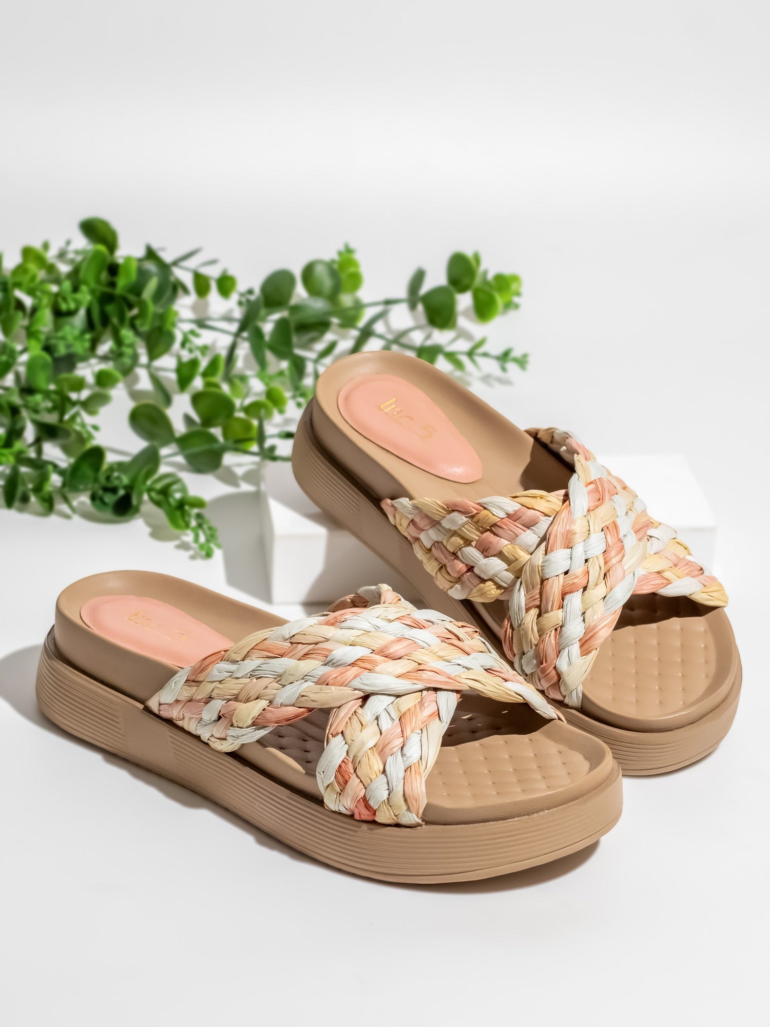Womens Peach Party Wear Textured Open Toe Flats
