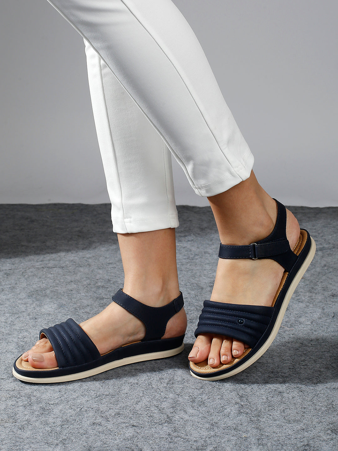 Women Navy Textured T-Strap Open Toe Flats With Backstrap