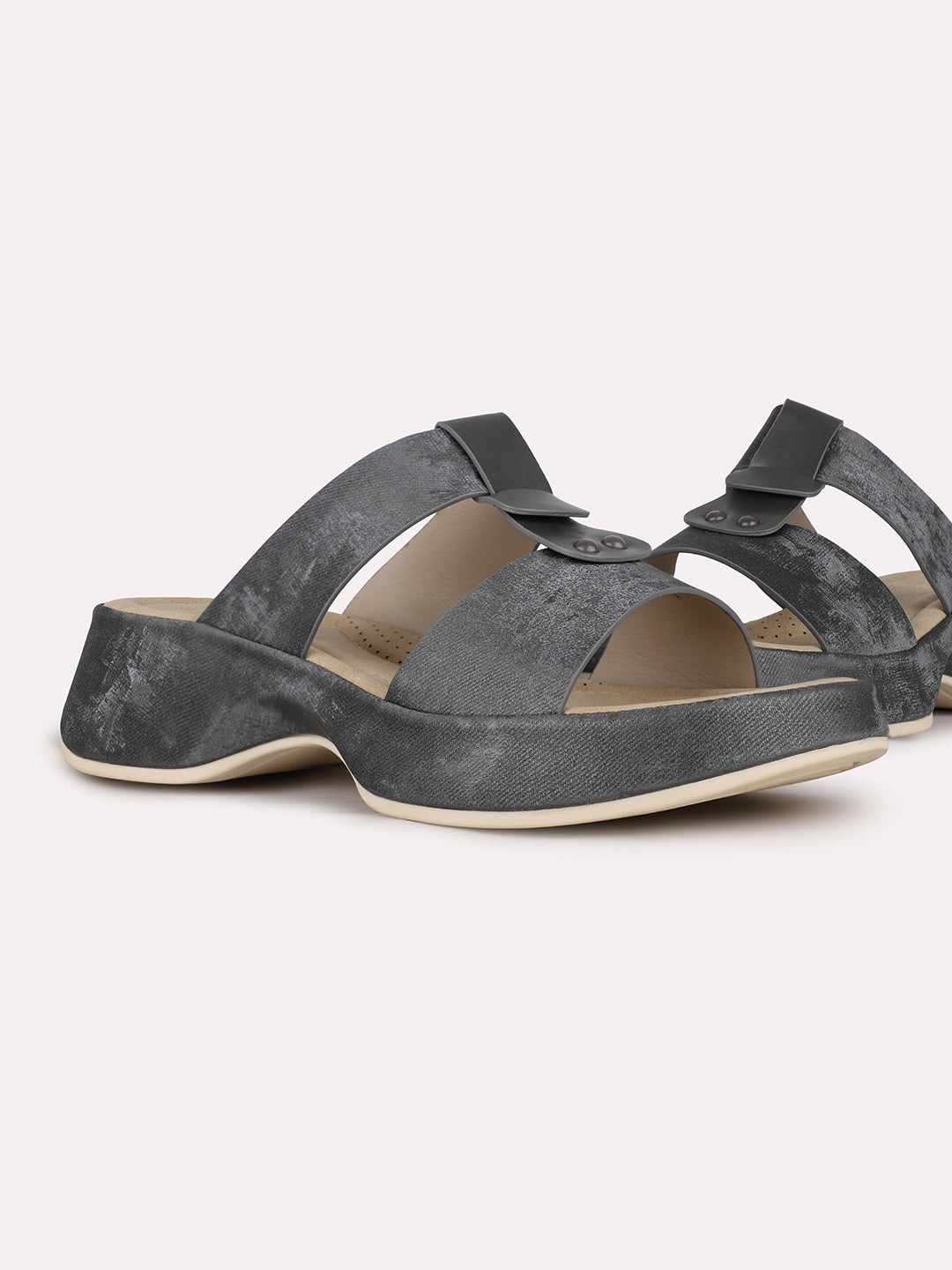 Women Grey Party Wear Solid Pointed Platform Heel Sandals